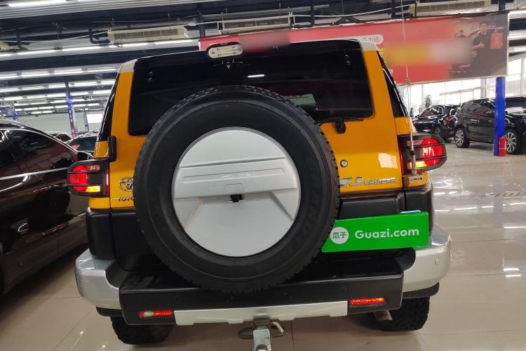 Used Toyota FJ Cruiser  Rear
