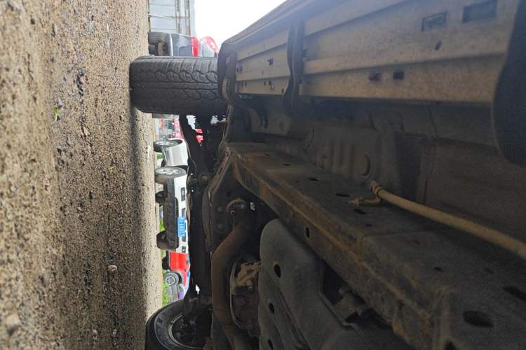 Used Toyota FJ Cruiser 2007 4.0L Chassis Rear Left