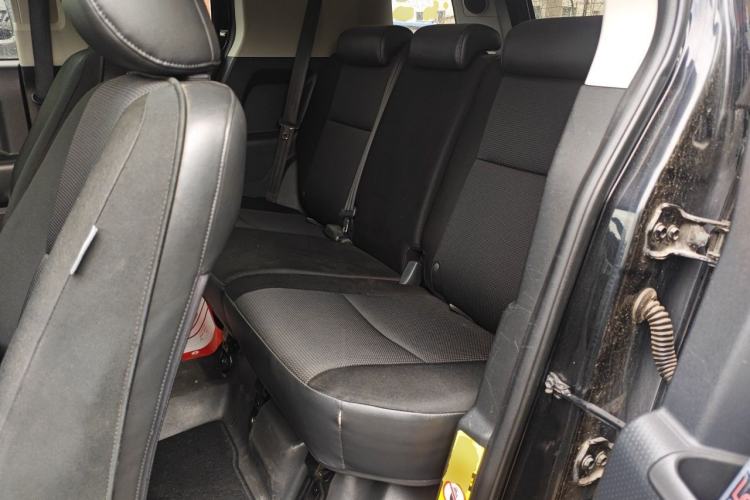 Used Toyota FJ Cruiser 2007 4.0L Left Rear Seat