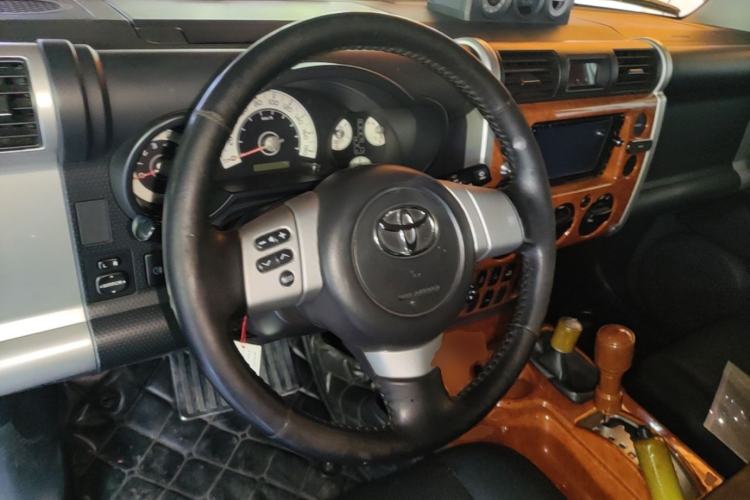 Used Toyota FJ Cruiser 2007 4.0L Steering Wheel