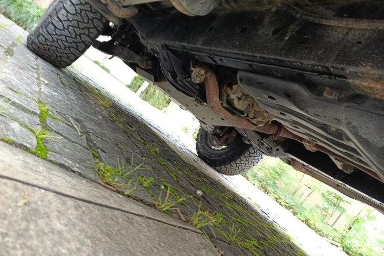 Used Toyota FJ Cruiser 2010 4.0L Chassis Rear Left