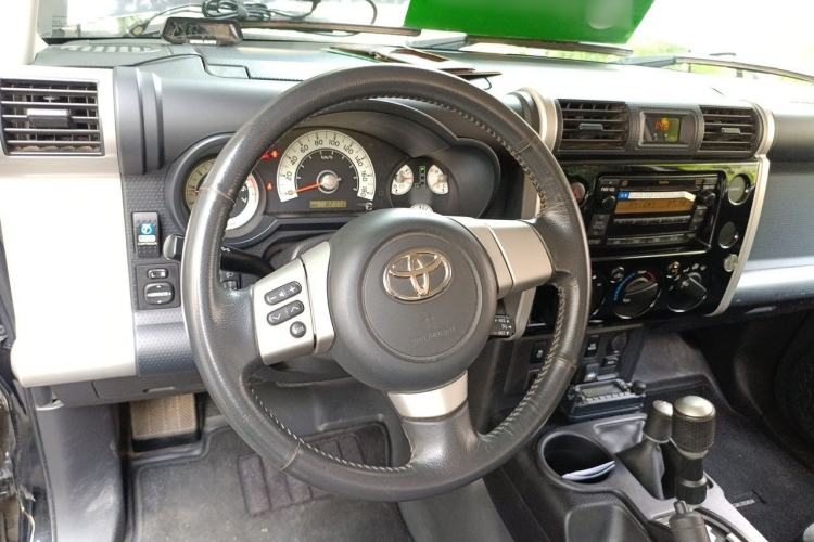 Used Toyota FJ Cruiser 2010 4.0L Steering Wheel