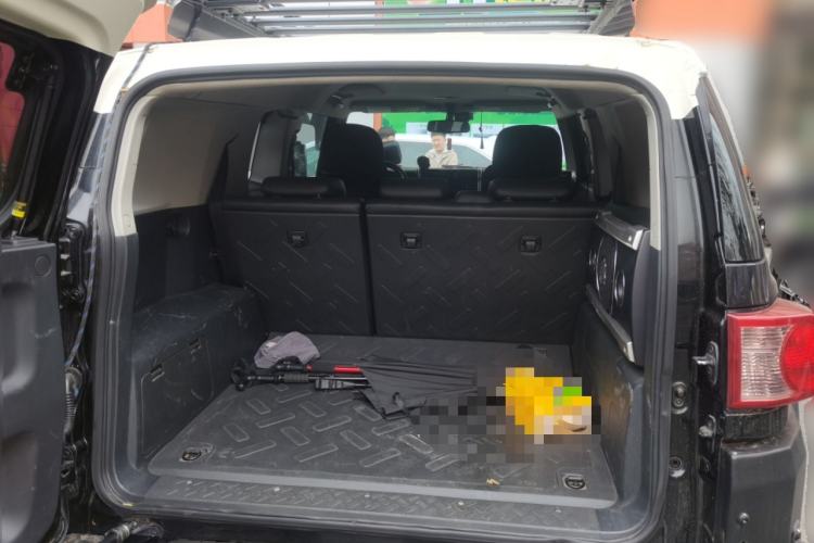 Used Toyota FJ Cruiser 2010 4.0L Trunk