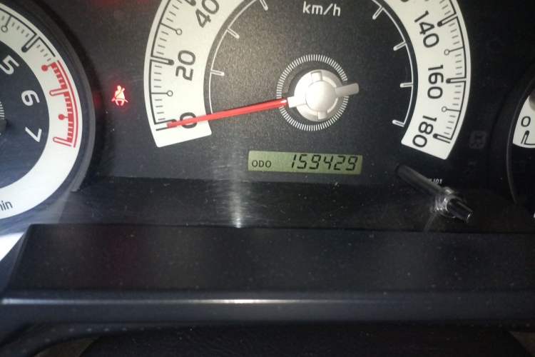 Used Toyota FJ Cruiser 2010 4.0L Odometer Close Up