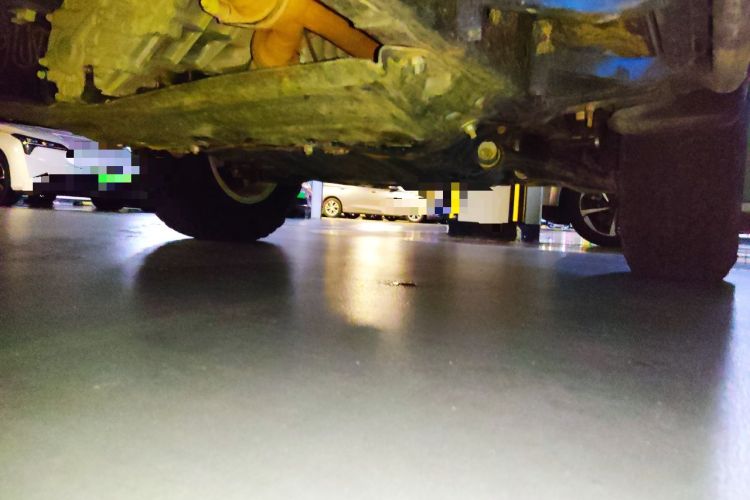 Used Toyota FJ Cruiser 2011 4.0L Chassis Rear Right