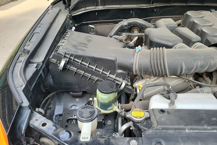 Used Toyota FJ Cruiser 2011 4.0L Engine Bay Right