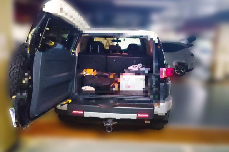 Used Toyota FJ Cruiser 2011 4.0L Trunk