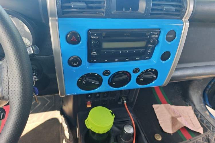 Used Toyota FJ Cruiser 2011 4.0L Audio And AC Panel