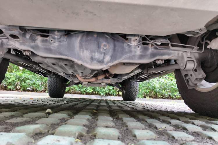 Used Toyota FJ Cruiser 2011 4.0L Chassis Rear