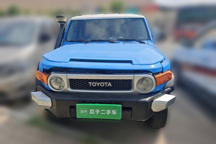 Used Toyota FJ Cruiser 2011 4.0L Front