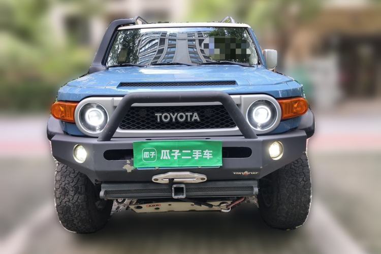 Used Toyota FJ Cruiser 2011 4.0L Front