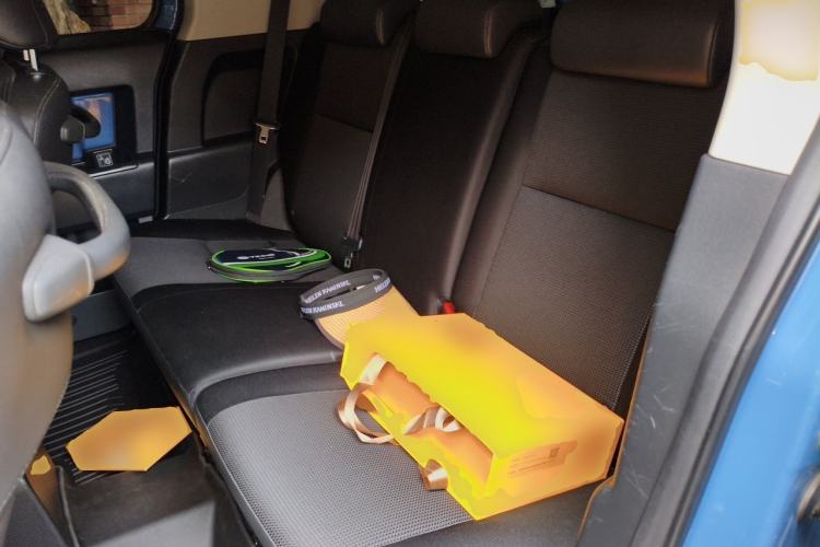 Used Toyota FJ Cruiser 2011 4.0L Left Rear Seat