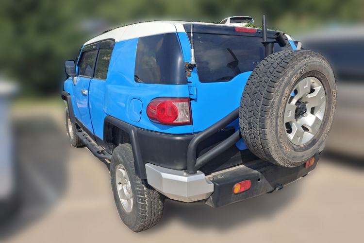 Used Toyota FJ Cruiser 2011 4.0L Rear Left 45 Deg