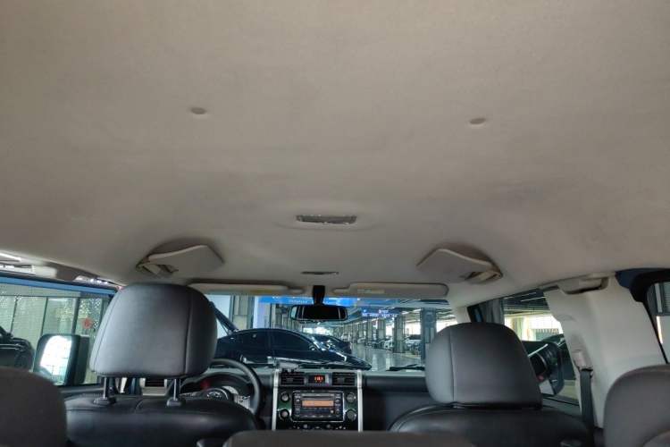 Used Toyota FJ Cruiser 2011 4.0L Headliner