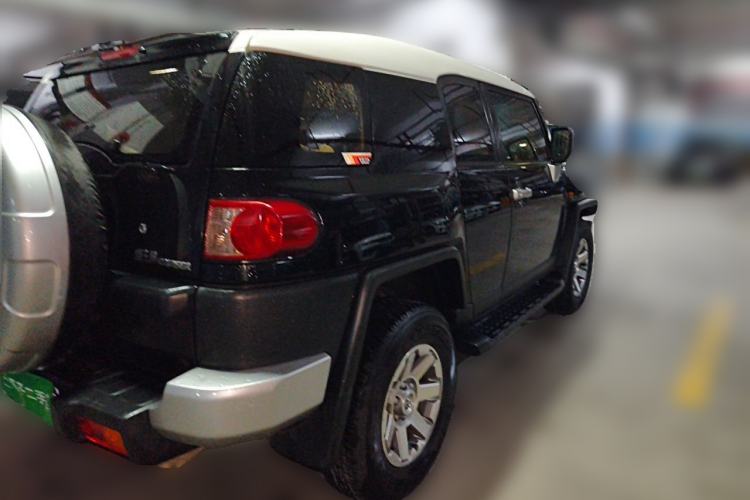Used Toyota FJ Cruiser 2013 4.0L Rear Right 45 Deg