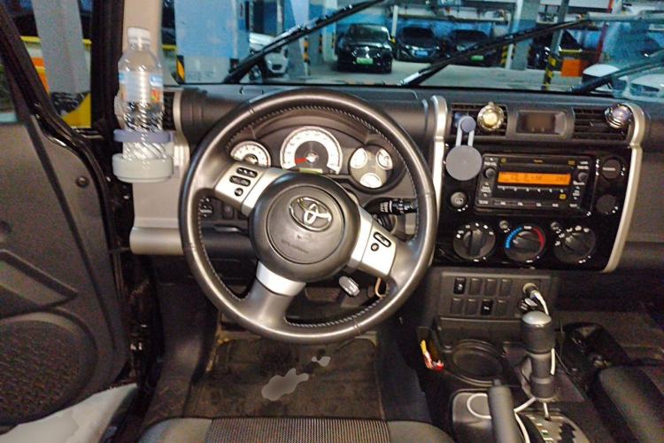 Used Toyota FJ Cruiser 2013 4.0L Steering Wheel