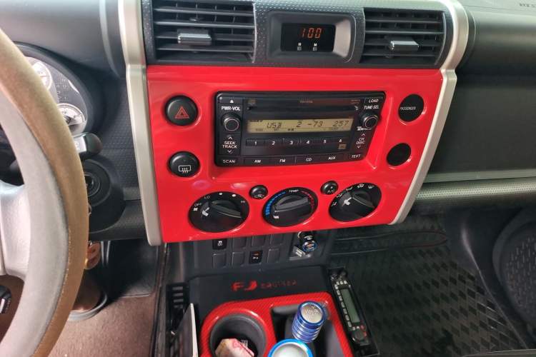 Used Toyota FJ Cruiser 2013 4.0L Audio And AC Panel