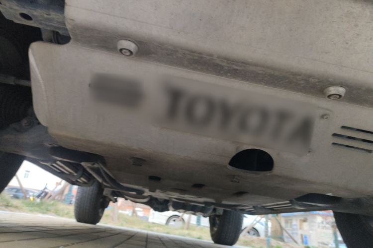 Used Toyota FJ Cruiser 2013 4.0L Chassis Front