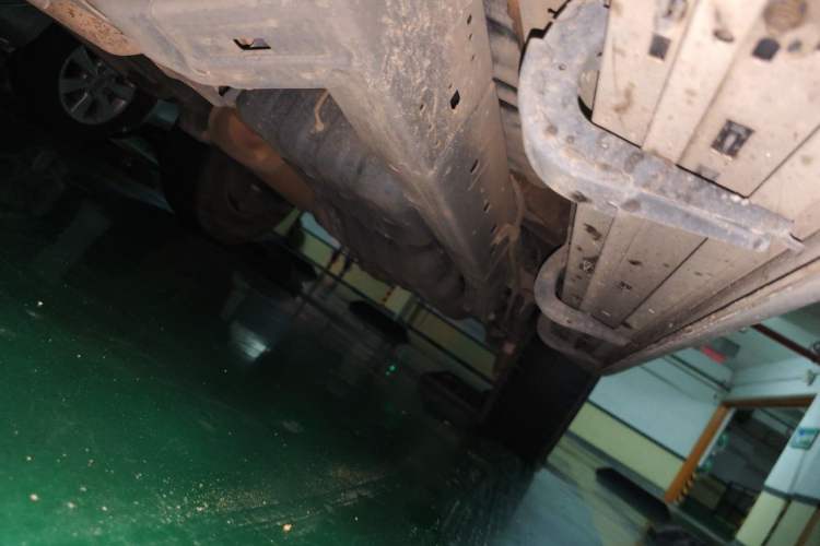 Used Toyota FJ Cruiser 2013 4.0L Chassis Front Left