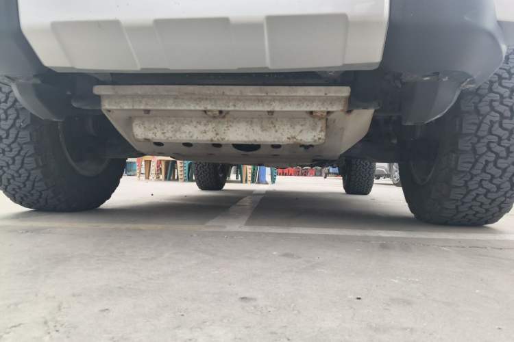 Used Toyota FJ Cruiser 2013 4.0L Chassis Front