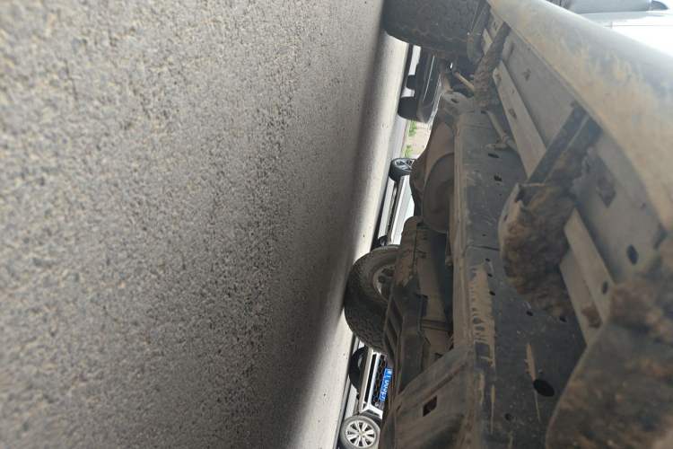 Used Toyota FJ Cruiser 2013 4.0L Chassis Front Right