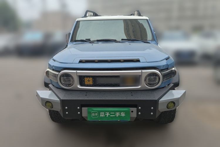 Used Toyota FJ Cruiser 2013 4.0L Front