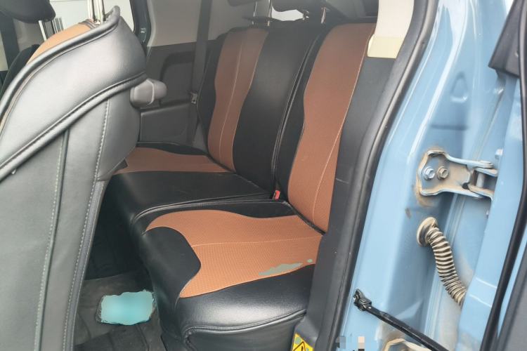 Used Toyota FJ Cruiser 2013 4.0L Left Rear Seat