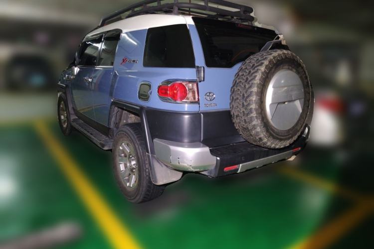 Used Toyota FJ Cruiser 2013 4.0L Rear Left 45 Deg