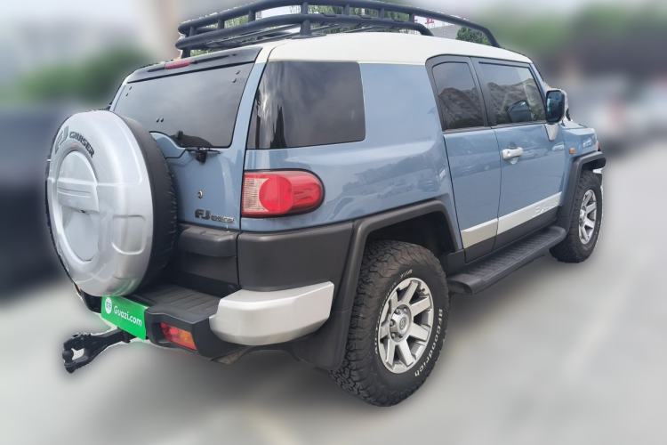 Used Toyota FJ Cruiser 2013 4.0L Rear Right 45 Deg