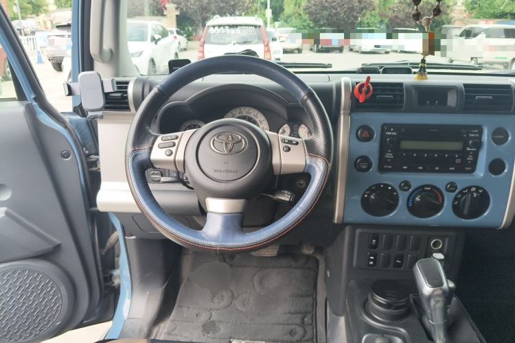 Used Toyota FJ Cruiser 2013 4.0L Steering Wheel