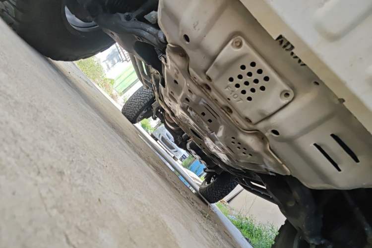 Used Toyota FJ Cruiser 2013 4.0L Chassis Front