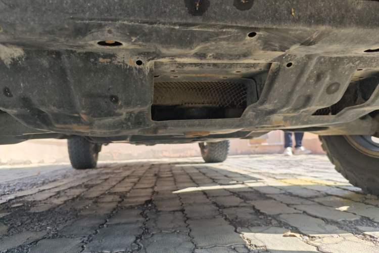 Used Toyota FJ Cruiser 2013 4.0L Chassis Front