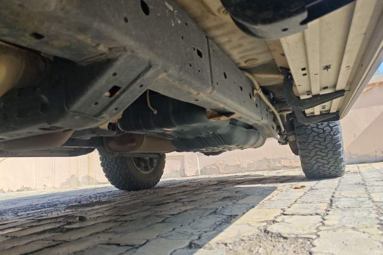 Used Toyota FJ Cruiser 2013 4.0L Chassis Front Left