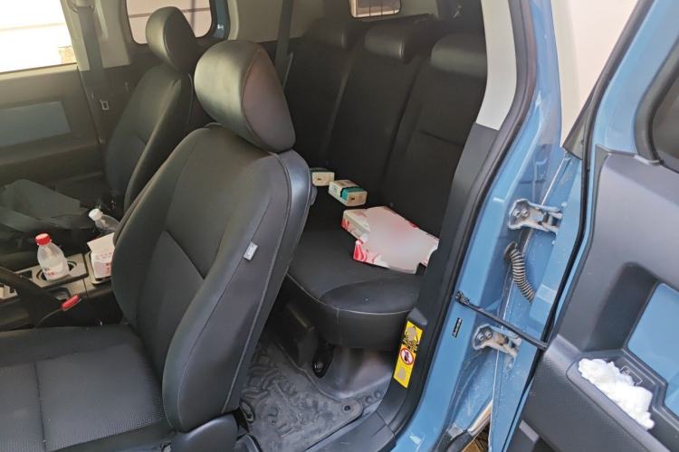 Used Toyota FJ Cruiser 2013 4.0L Left Rear Seat