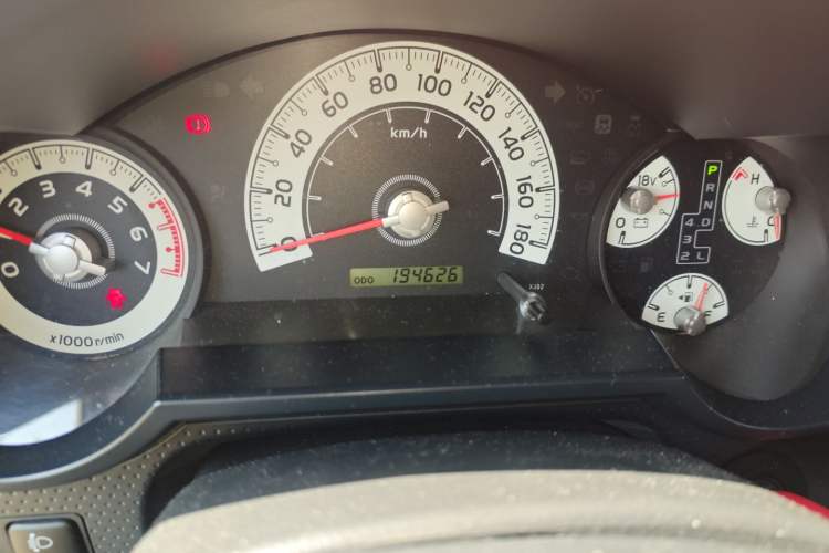 Used Toyota FJ Cruiser 2013 4.0L Odometer Close Up