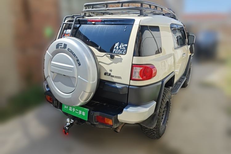 Used Toyota FJ Cruiser 2013 4.0L Rear Right 45 Deg