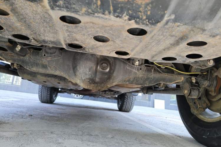 Used Toyota FJ Cruiser 2013 4.0L Chassis Rear
