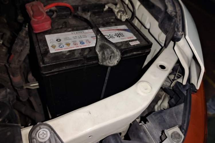 Used Toyota FJ Cruiser 2013 4.0L Engine Bay Left