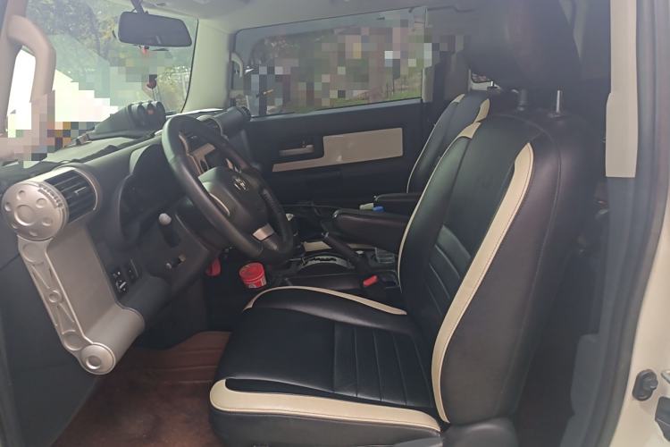 Used Toyota FJ Cruiser 2013 4.0L Left Front Seat