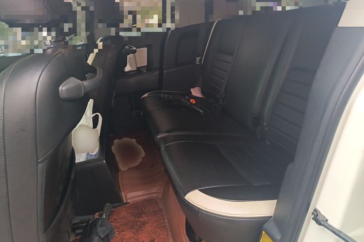 Used Toyota FJ Cruiser 2013 4.0L Left Rear Seat