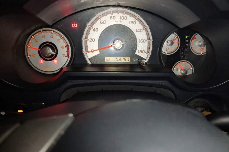 Used Toyota FJ Cruiser 2013 4.0L Odometer Close Up