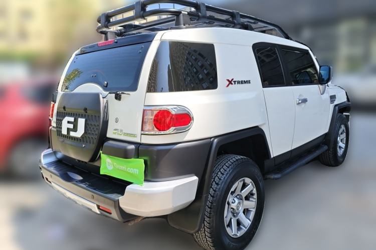 Used Toyota FJ Cruiser 2013 4.0L Rear Right 45 Deg