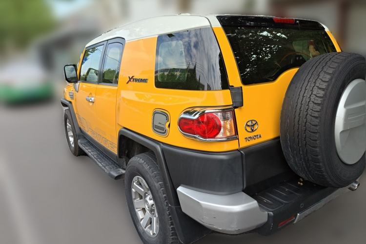 Used Toyota FJ Cruiser 2013 4.0L Rear Left 45 Deg