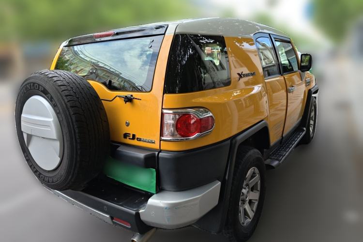 Used Toyota FJ Cruiser 2013 4.0L Rear Right 45 Deg