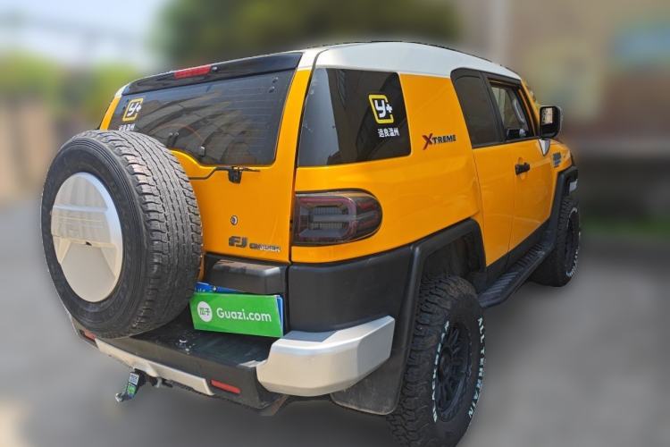 Used Toyota FJ Cruiser 2013 4.0L Rear Right 45 Deg