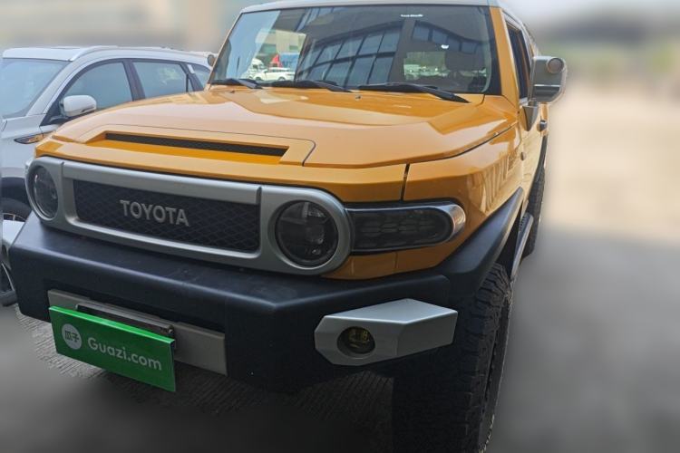 Used Toyota FJ Cruiser 2013 4.0L Guazi used car, China used car export, Used car for sale, Used  cars, Cheapest cars for sale