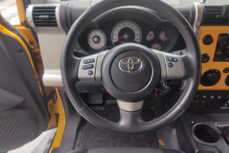 Used Toyota FJ Cruiser 2013 4.0L Steering Wheel