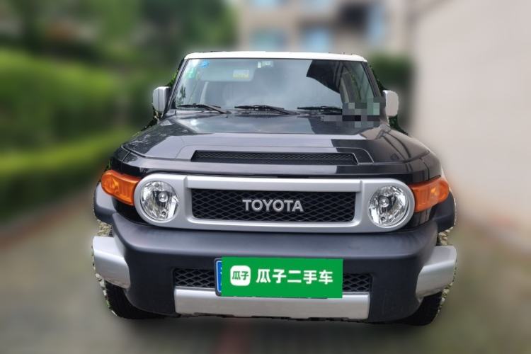 Used Toyota FJ Cruiser  Front