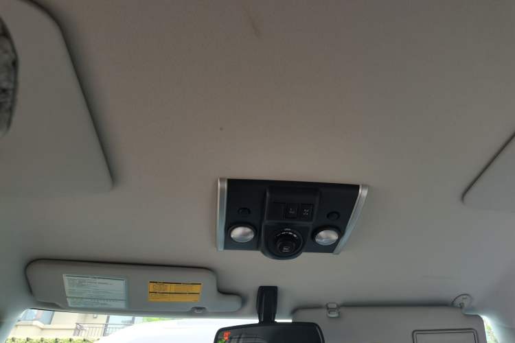 Used Toyota FJ Cruiser  Headliner