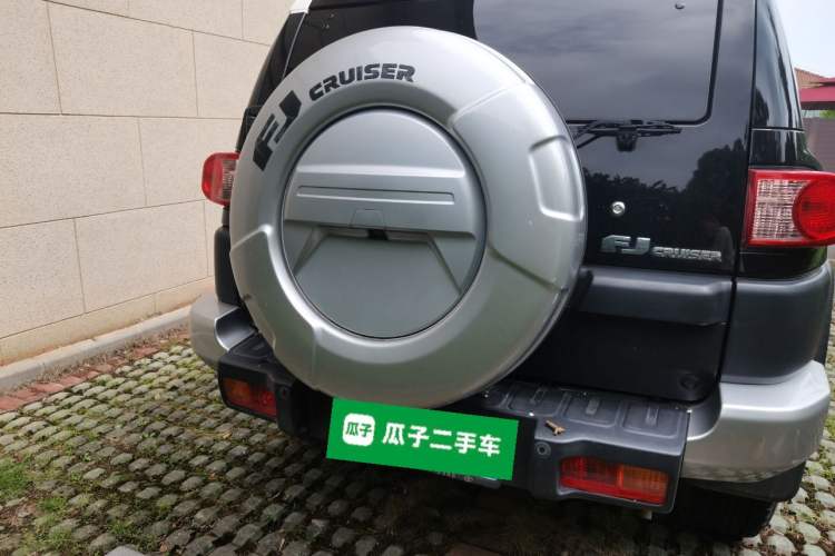 Used Toyota FJ Cruiser  Rear